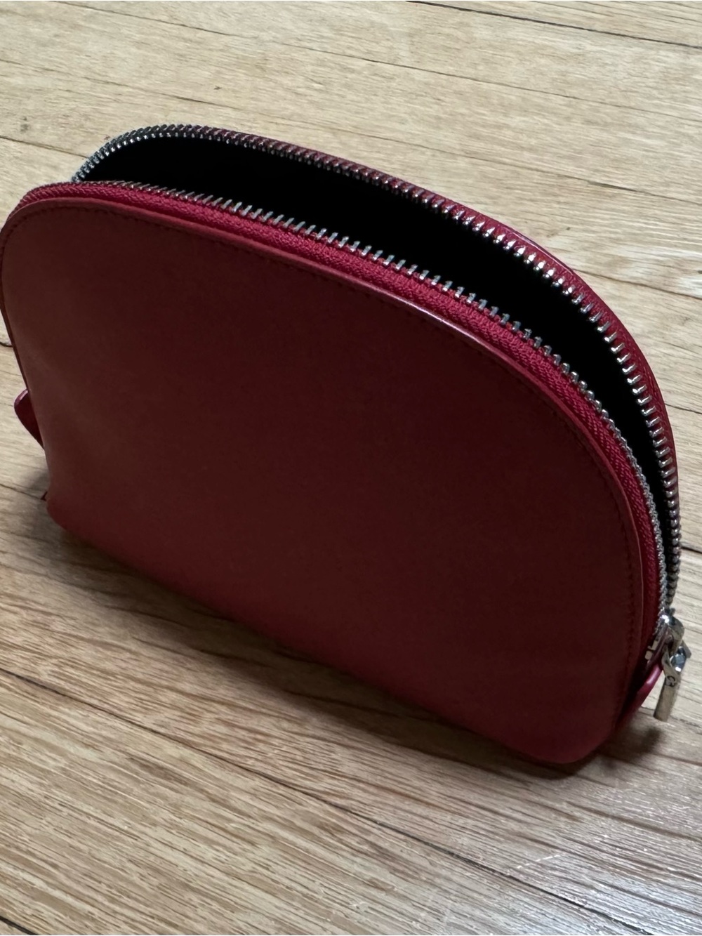 Royce New York - Compact Red Leather Zip Pouch